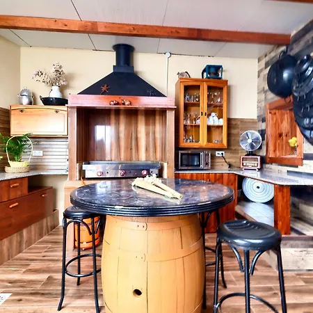 Cueva Con Chimenea A 20 Minutos De Valencia Сasa de vacaciones *