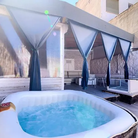 Cueva Con Jacuzzi A 20 Minutos De Valencia Benaguacil