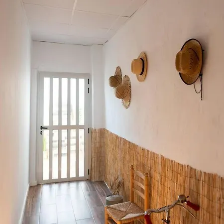 Cueva Con Jacuzzi A 20 Minutos De Valencia Holiday home Benaguacil