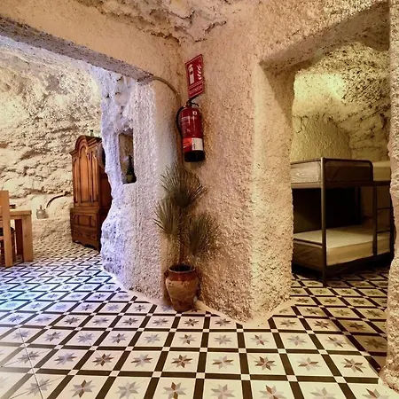Cueva Con Jacuzzi A 20 Minutos De Valencia Holiday home *