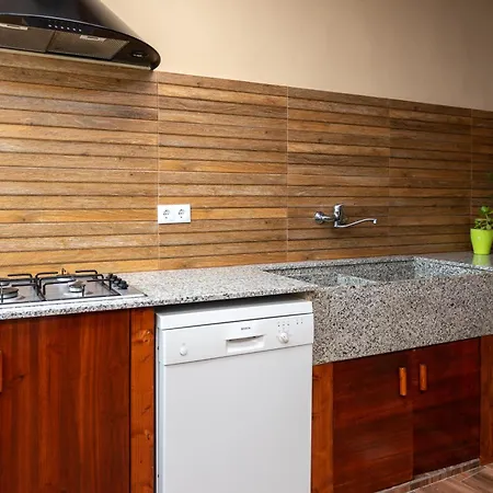 Dom wakacyjny Cueva Con Jacuzzi A 20 Minutos De Valencia Benaguacil